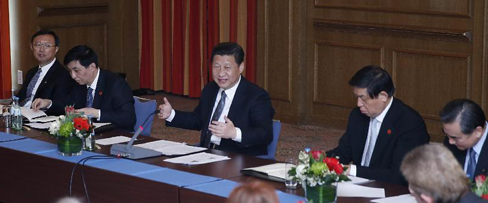 習(xí)近平同德國漢學(xué)家、孔子學(xué)院教師代表和學(xué)習(xí)漢語的學(xué)生代表座談