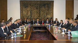 習(xí)近平會(huì)見拉共體&ldquo;四駕馬車&rdquo;領(lǐng)導(dǎo)人