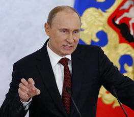 內(nèi)憂外患，普京強勢展示自信