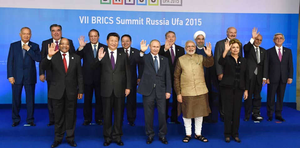 習近平出席金磚國家同歐亞經(jīng)濟聯(lián)盟、上海合作組織成員國、觀察員國及受邀國領(lǐng)導人對話會