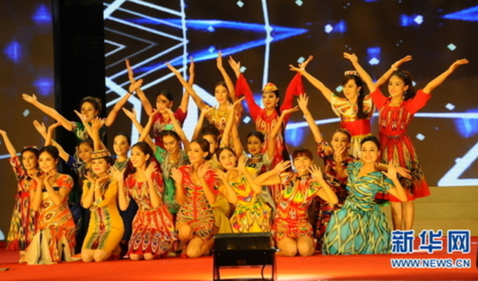 &ldquo;艾德萊斯炫昆侖&rdquo;系列活動(dòng)火熱開展&mdash;&mdash;喀什刮起&ldquo;最炫民族風(fēng)&rdquo;