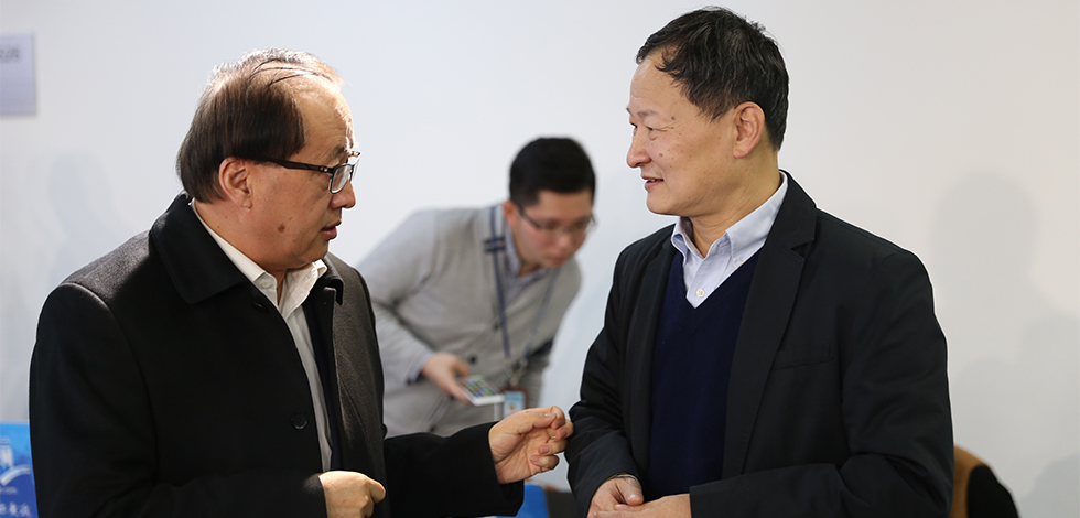 新華網(wǎng)第六屆&ldquo;縱論天下&rdquo;國際問題研討會嘉賓交流