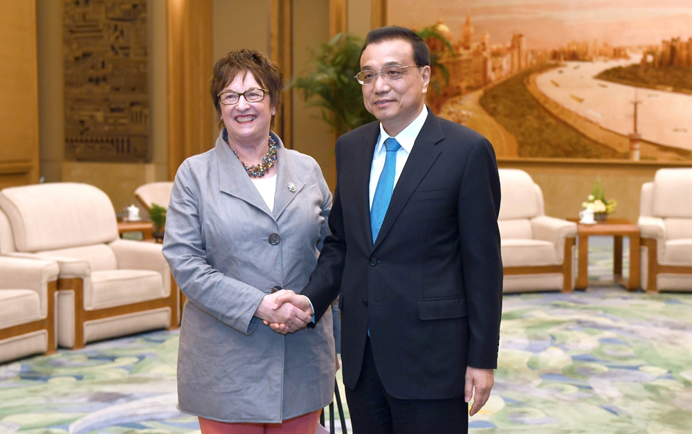 李克強(qiáng)會(huì)見德國(guó)總理特別代表、經(jīng)濟(jì)和能源部長(zhǎng)齊普里斯