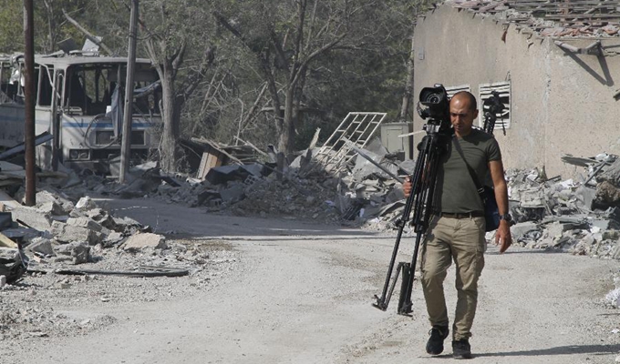 假如真有化武，我們?cè)趺纯赡苓€站在這里？&mdash;&mdash;來(lái)自敘利亞人的追問(wèn)