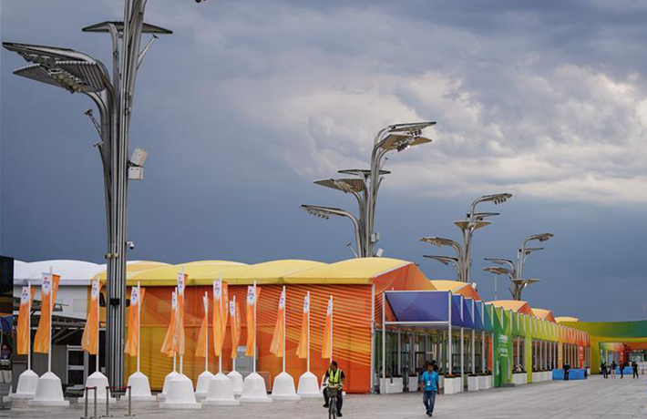 風(fēng)雨洗禮更顯中國&ldquo;經(jīng)濟之海&rdquo;廣袤深邃