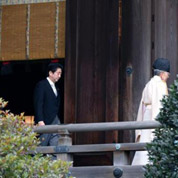 對(duì)日斗爭(zhēng)靠中國自己